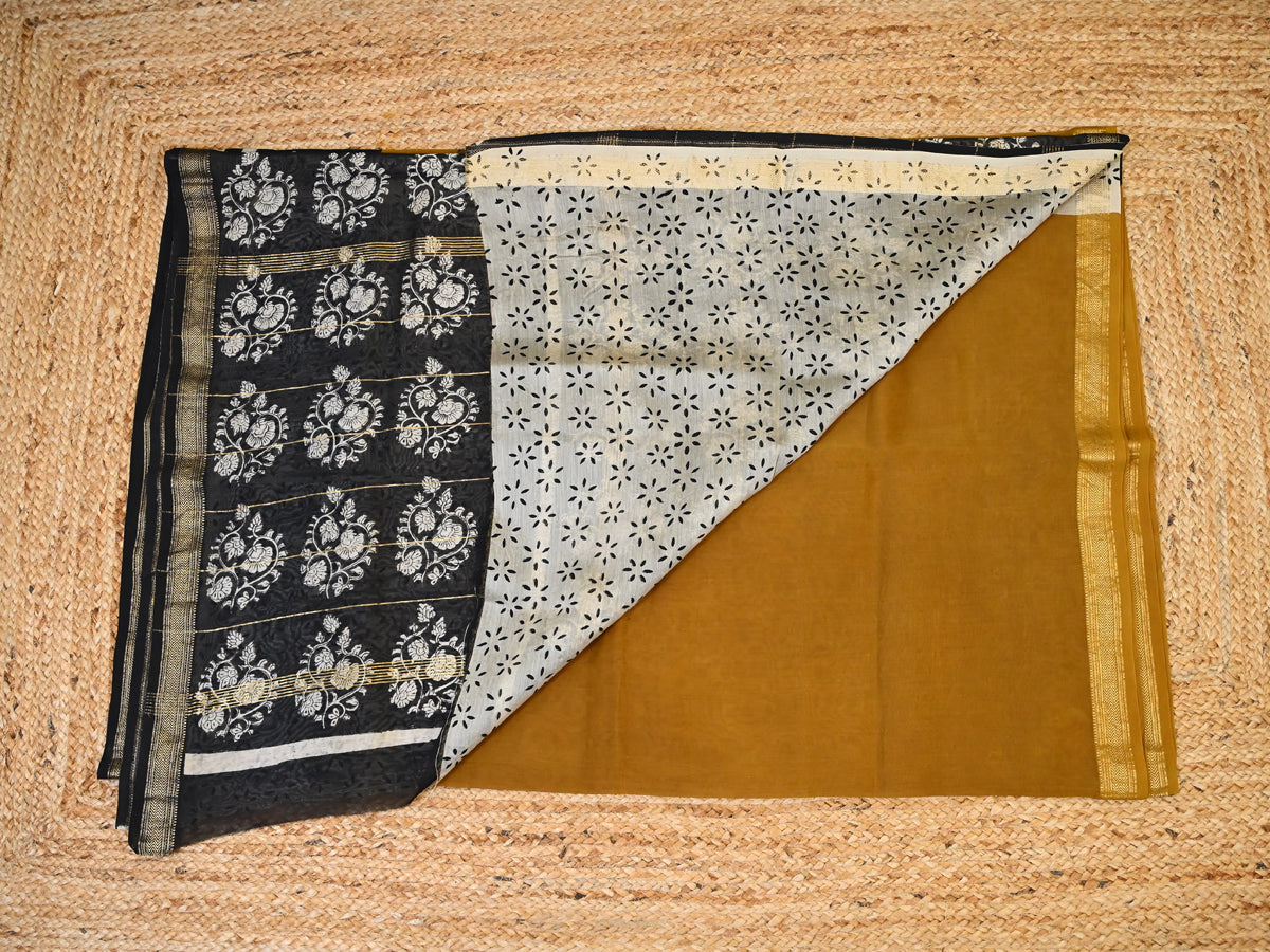 Signature black
